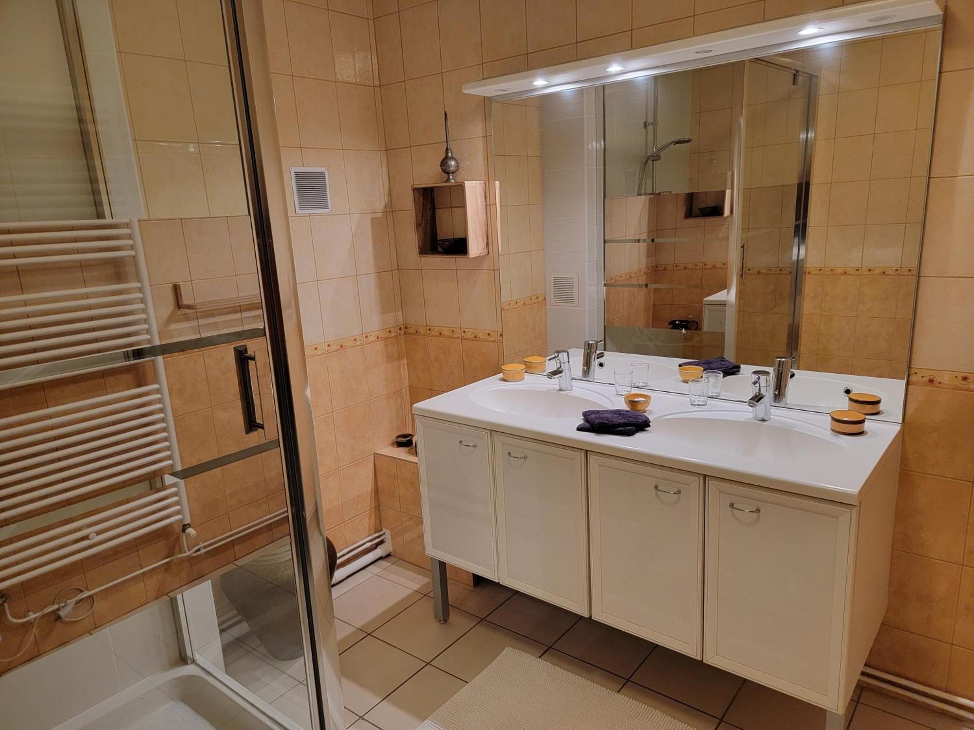 Domaine Bassy Hotel Saint-Gengoux-de-Scisse ภายนอก รูปภาพ
