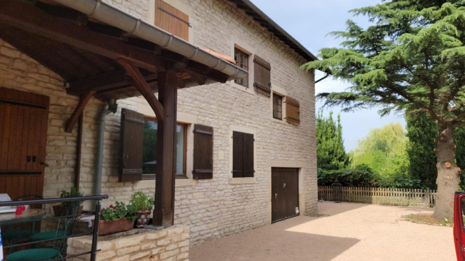 Domaine Bassy Hotel Saint-Gengoux-de-Scisse ภายนอก รูปภาพ